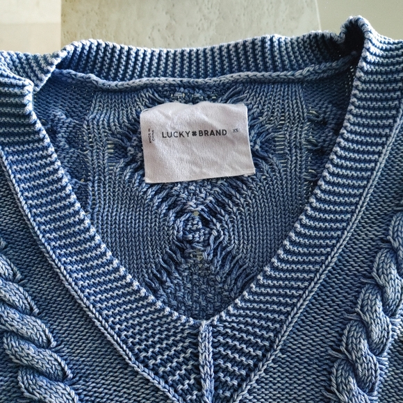 Lucky Brand Cable Stitch V Neck Pullover - Dark Denim Acid Wash - XS - Picture 7 of 9
